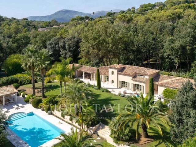 Maison location à Grasse, La Colle-sur-loup