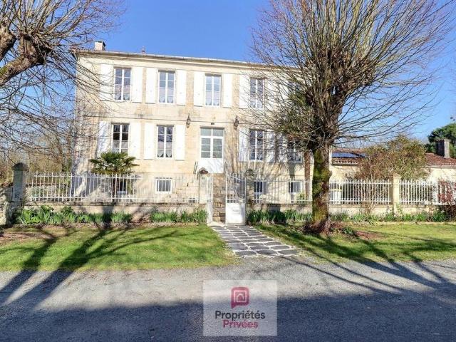 Maison vente à Rochefort