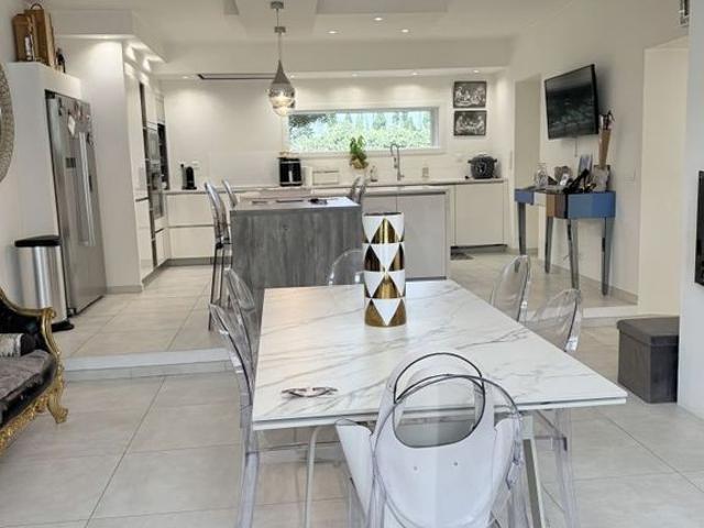 Maison vente à Carpentras, Provence-Alpes-Côte d'Azur
