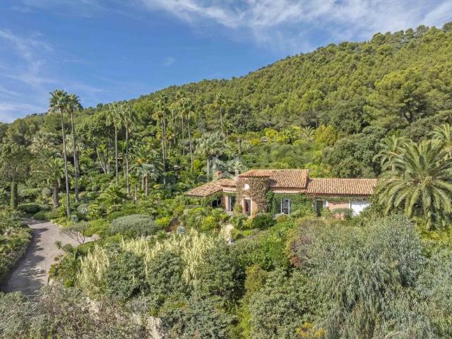 Villa vente à Arrondissement de Toulon, Carqueiranne