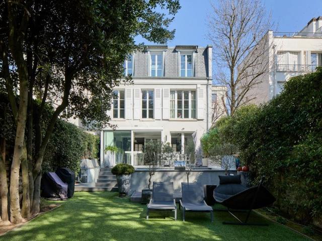 Maison vente à Nanterre, Neuilly-sur-seine