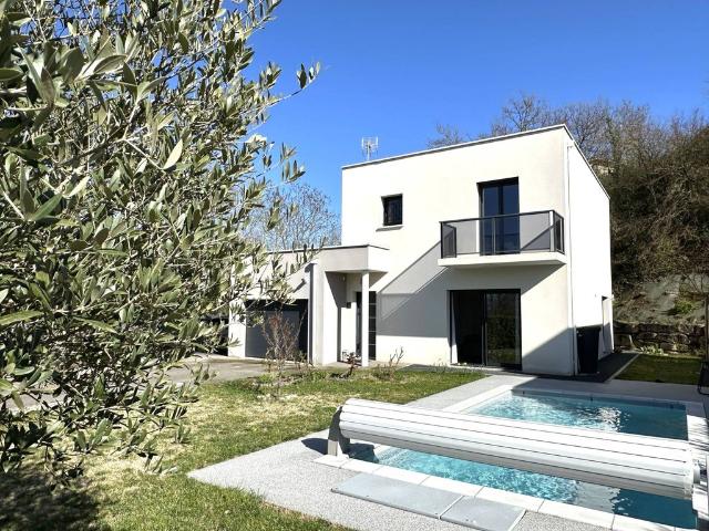 Maison vente à La Tour-du-Pin, L'isle-d'abeau