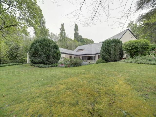 Maison vente à Crespières