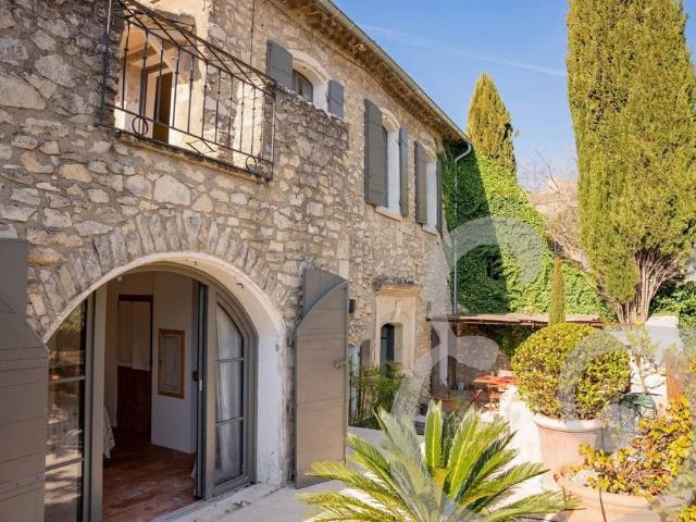 Maison vente à Arles, Eygalières