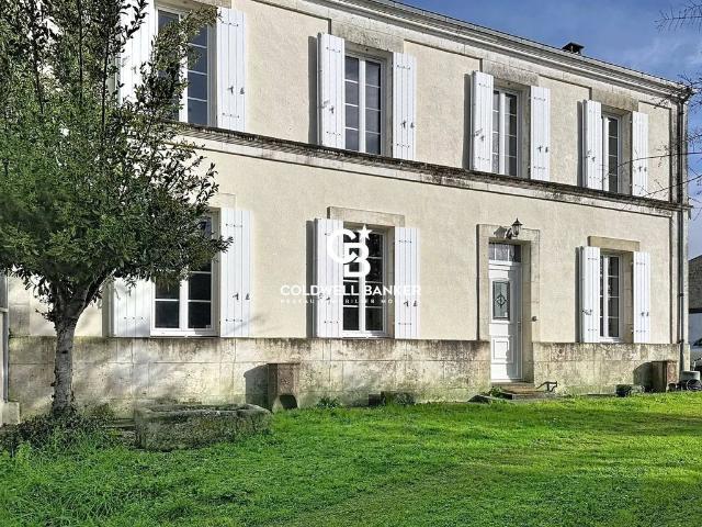 Maison vente à Saintes, La Vallée