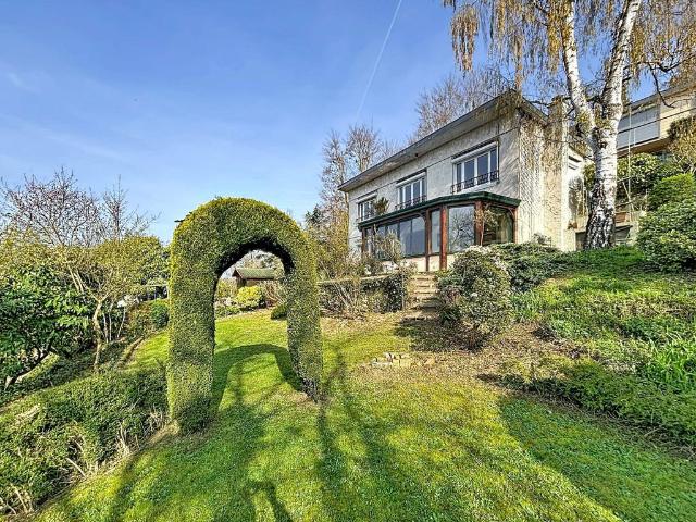 Maison vente à Versailles, Châteaufort