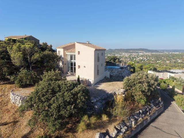Maison vente à Nîmes, Villeneuve-lès-avignon