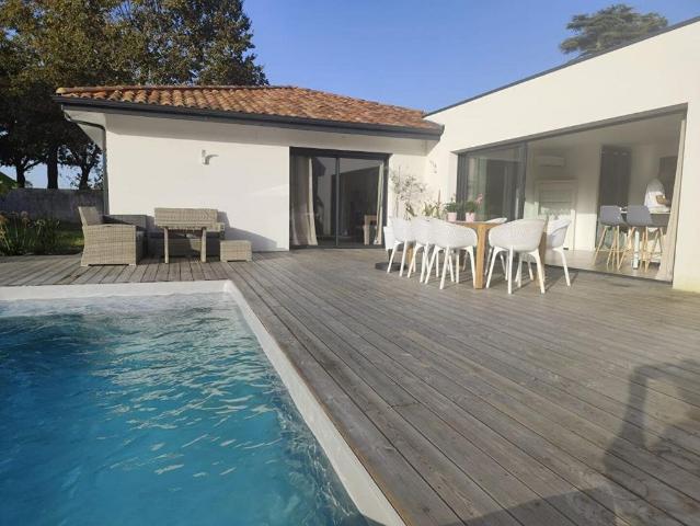 Maison vente à Azur, Landes