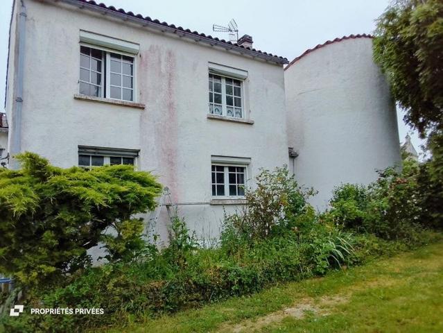 Maison vente à Saintes, Médis