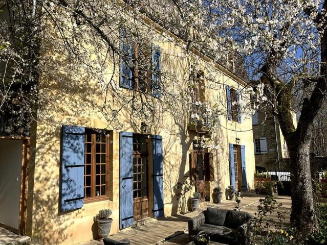 Maison vente à Sarlat-la-Canéda, Beynac-et-cazenac