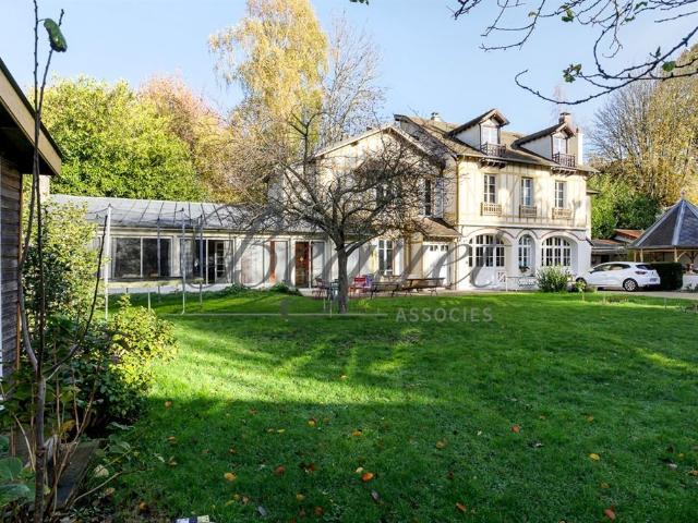 Maison vente à Nanterre, Vaucresson