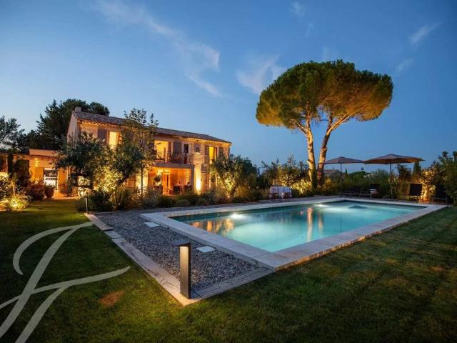 Maison vente à Arles, Eygalières