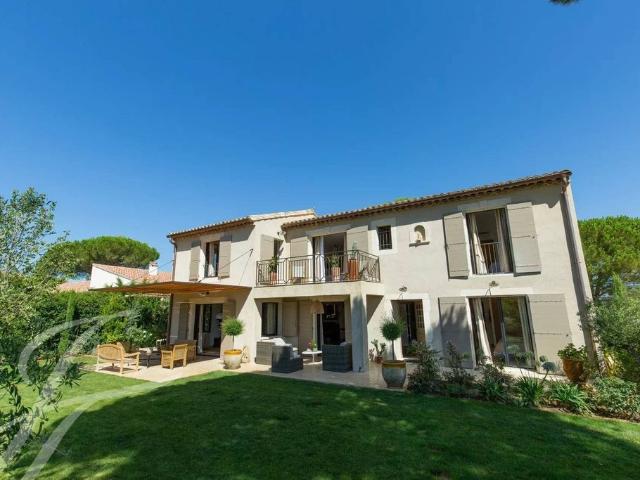 Maison vente à Arles, Eygalières