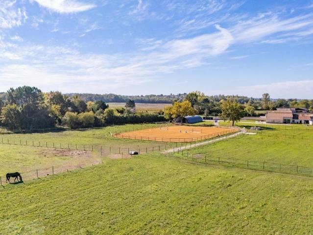 Maison vente à France métropolitaine, Cars