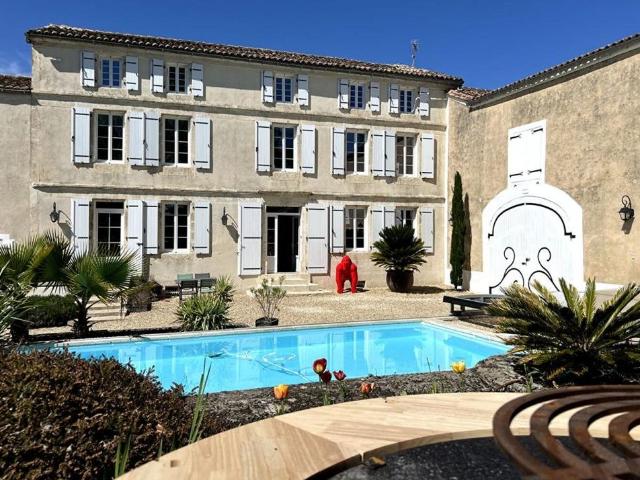 Maison vente à Cognac, Saint-genis-d'hiersac