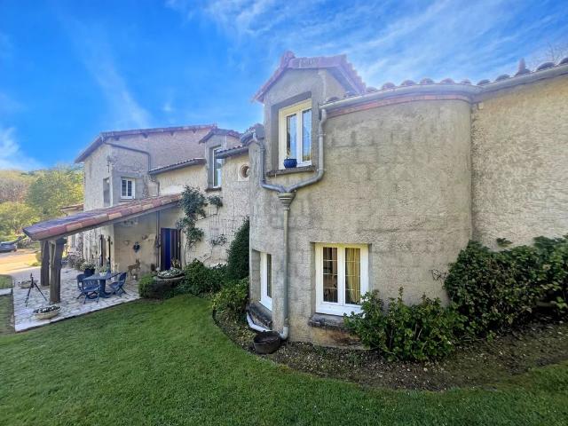 Maison vente à Montmorillon, Lhommaizé