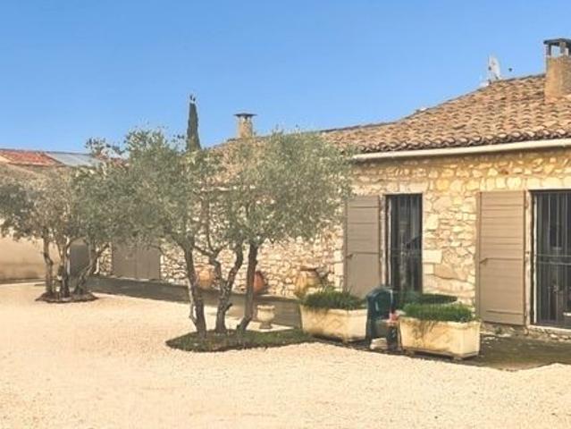 Maison vente à Arles, Eygalières