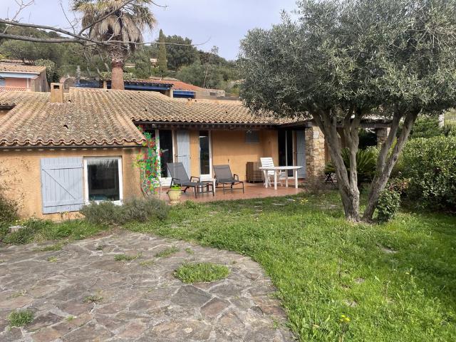Maison vente à Arrondissement de Toulon, La Londe-les-maures