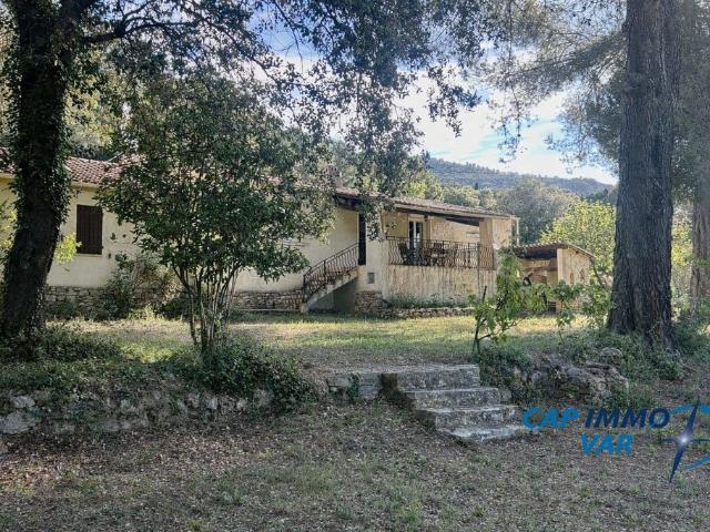 Maison vente à Arrondissement de Toulon, Signes