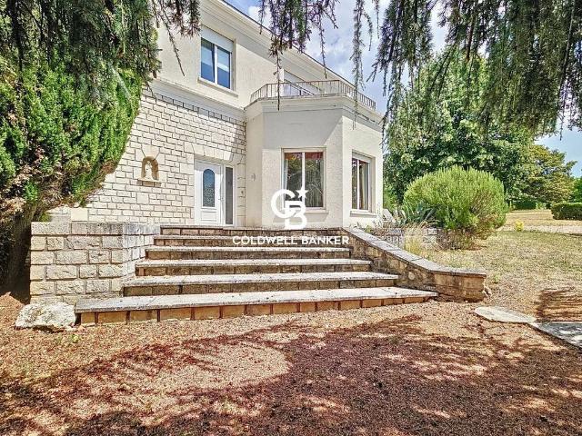 Maison vente à France métropolitaine, Roullet-saint-estèphe