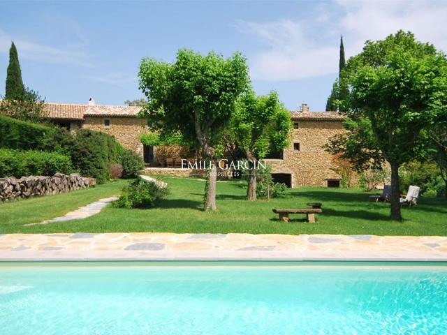 Maison location à Nîmes, Uzès