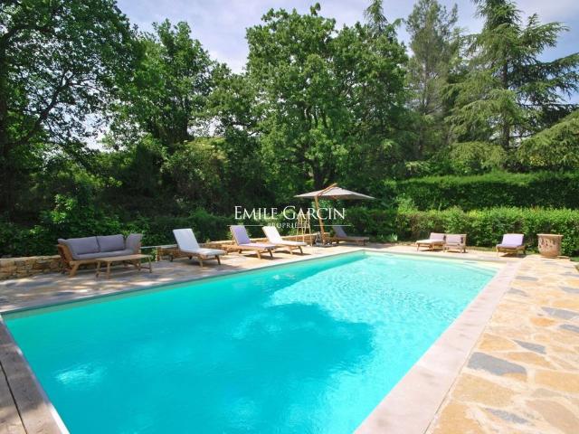 Maison location à Nîmes, Uzès
