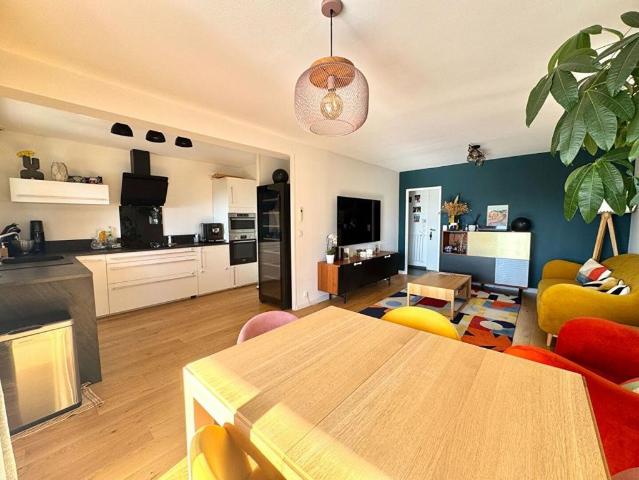 Maison vente à Arrondissement de Toulon, Bormes-les-mimosas