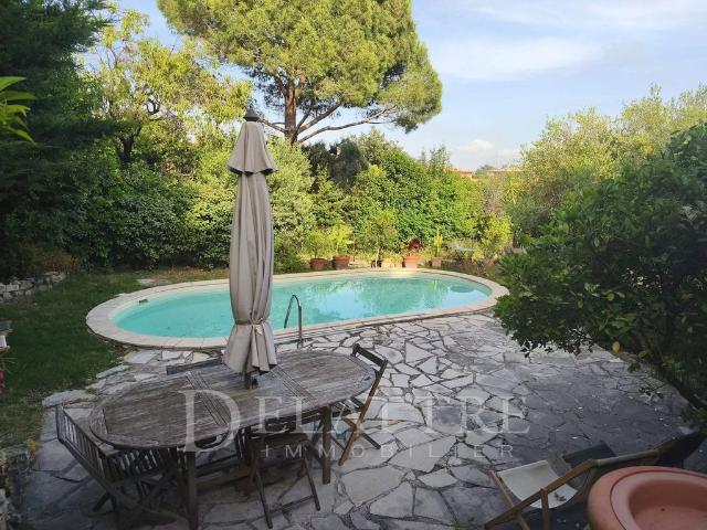 Maison vente à Grasse, Le Rouret