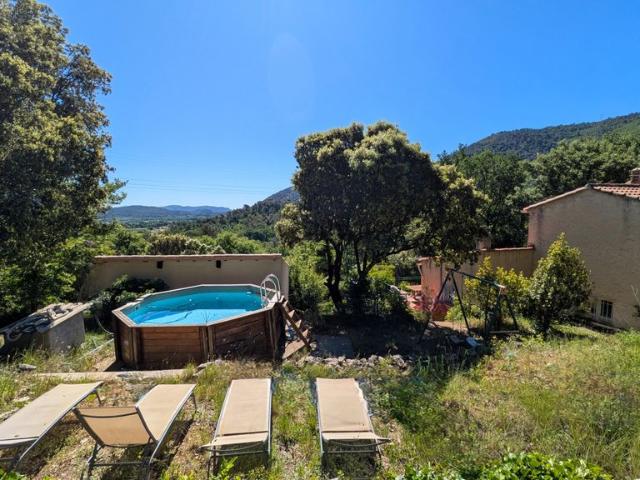 Maison vente à Arrondissement de Toulon, Signes