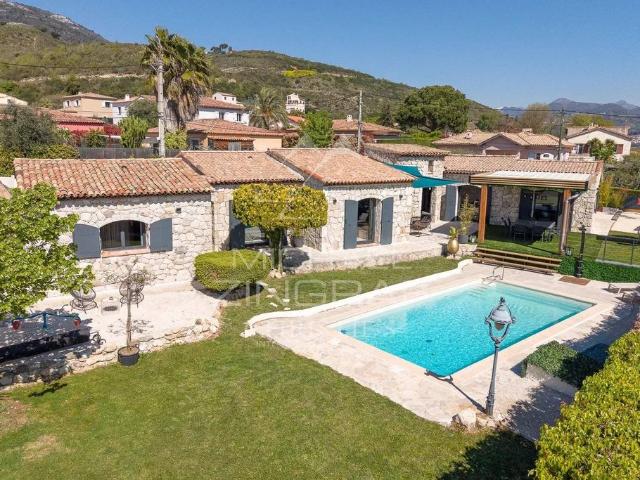 Maison vente à Grasse, Carros