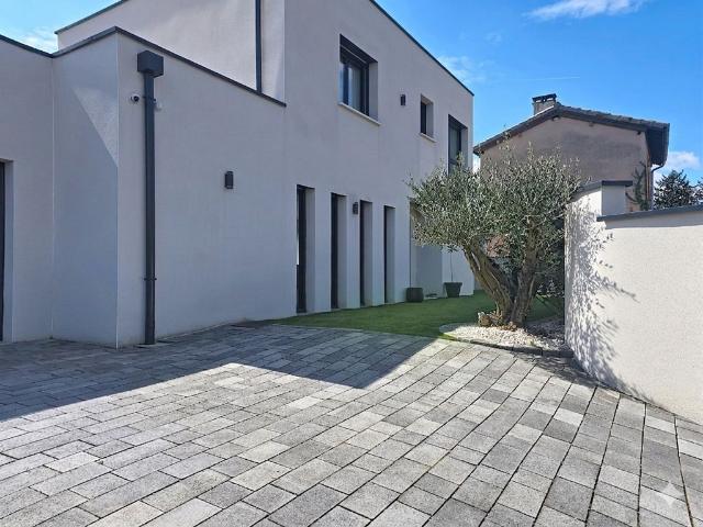 Maison vente à Villefranche-sur-Saône, Rhône