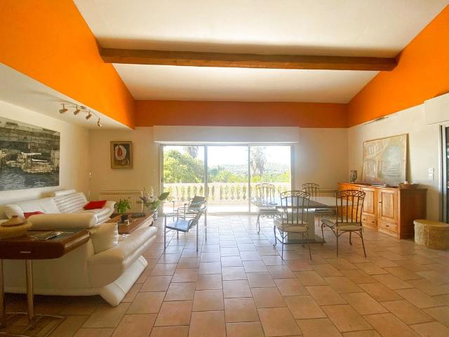 Maison vente à Arrondissement de Toulon, Ollioules