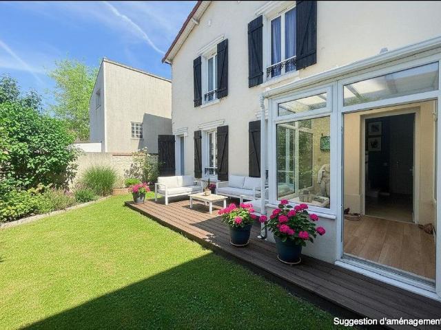 Maison vente à Nanterre, Saint-cloud