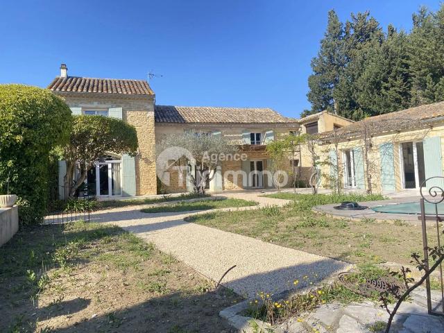 Maison vente à Carpentras, Sarrians