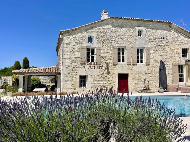 Maison vente à Angoulême, Dirac