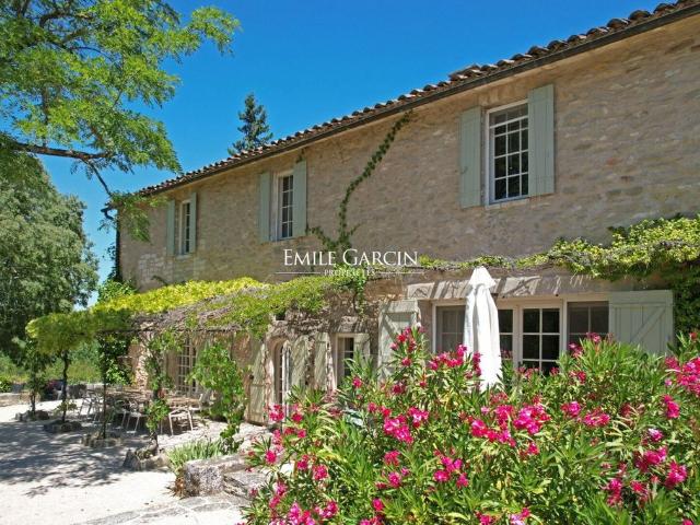 Maison vente à Apt, Ménerbes