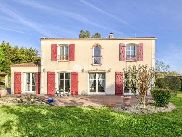 Maison vente à Nantes, Clisson