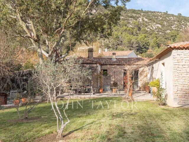 Maison vente à Aix-en-Provence, Vauvenargues