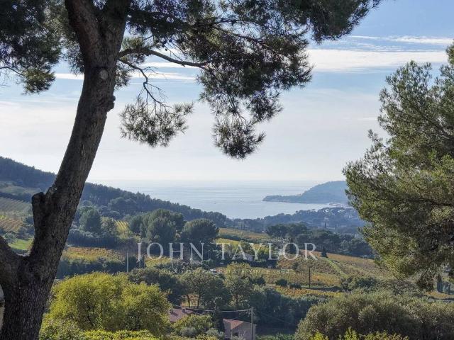 Maison vente à Marseille, Cassis