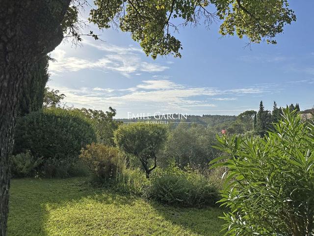 Maison vente à Nîmes, Uzès
