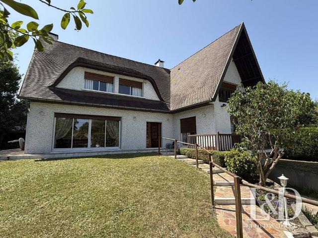 Maison vente à Nanterre, Vaucresson