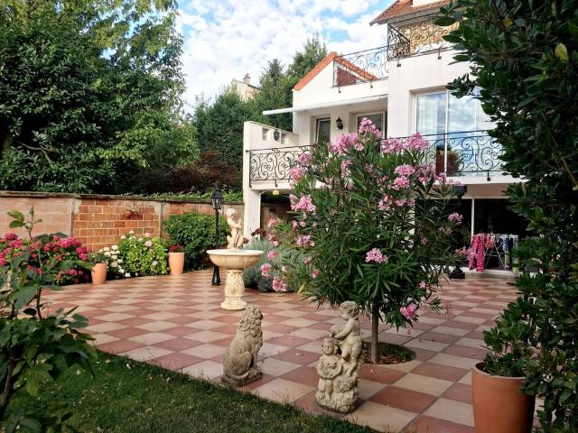 Maison vente à Antony, Clamart