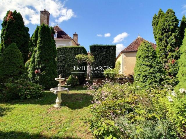 Maison vente à France métropolitaine, Saint-sauveur-en-puisaye