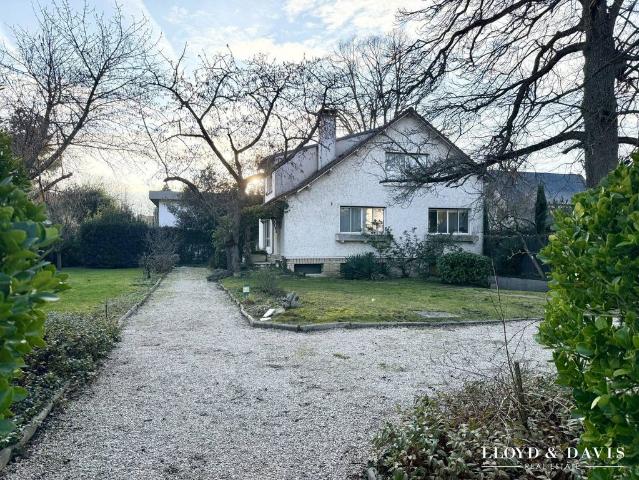 Maison vente à Nanterre, Vaucresson