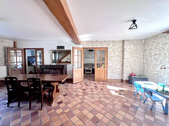 Maison vente à Montreuil-sur-Mer, Senlis