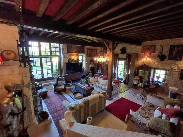 Maison vente à Confolens, Chasseneuil-sur-bonnieure