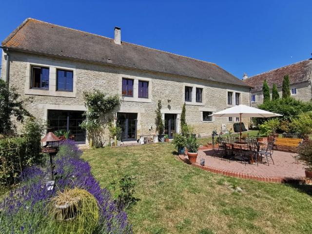 Maison vente à Caen, Ernes