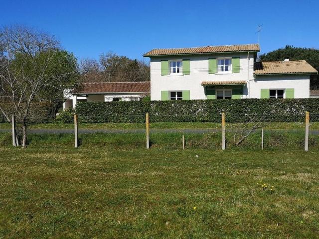 Maison vente à Gaillan-en-médoc