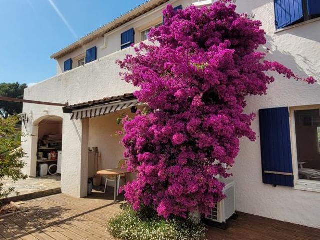 Villa vente à Arrondissement de Toulon, La Londe-les-maures