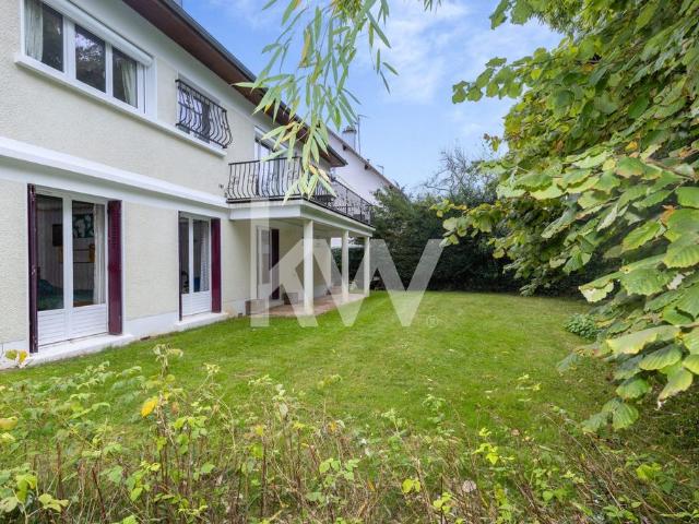 Maison vente à Saint-Germain-en-Laye, Le Pecq